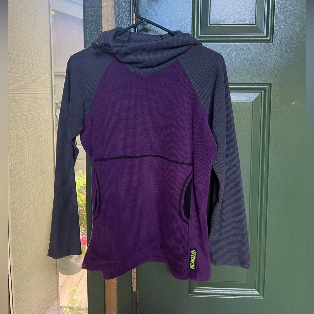 Purple and Dark grey Microgrid Melanzana